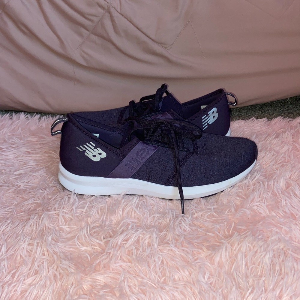 NB SNEAKERS